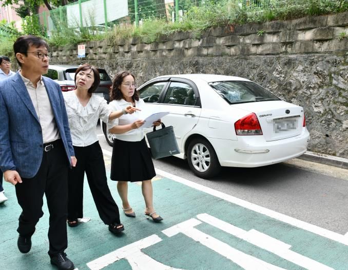 수원시 영통구, 매원중학교 후문 노상주차장 정비… 안전한 통학로 확보