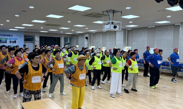 유성구, 돌봄서비스 어르신 위한 ‘미니 운동회’