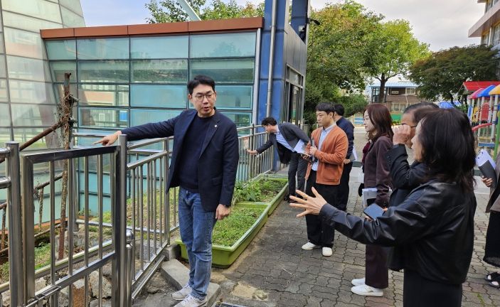 문승호 경기도의원, 성남 수정초등학교 현장점검 나서