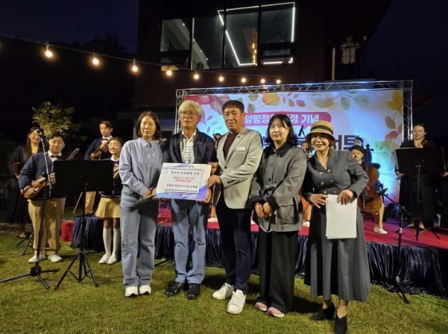 명성 2리 공엄용 이장, 양평군 단월면 청소년 위해 태블릿 PC 기부