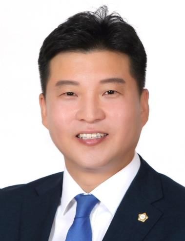 고용진 여수시의회 의원, 전국 최초'섬길 보존과 관광 자원화 조례'제정