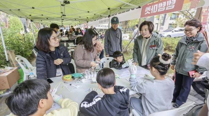과천시, 사회적경제 나눔장터 ‘템템마켓’ 성황리 마무리