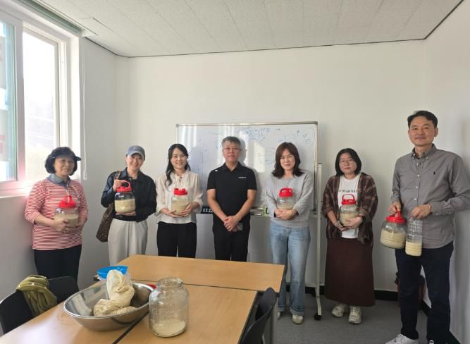 외포 바다마을 작은도서관, 외포막걸리와 함께 막걸리만들기 체험 행사 운영