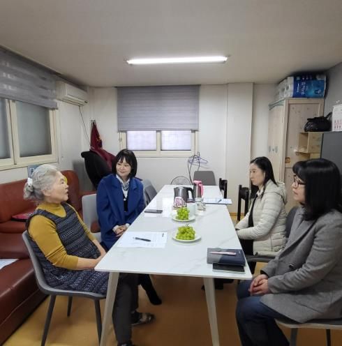 서구의회 김원진 기획행정위원장, 시니어행복밥상 노인일자리 현장 점검…