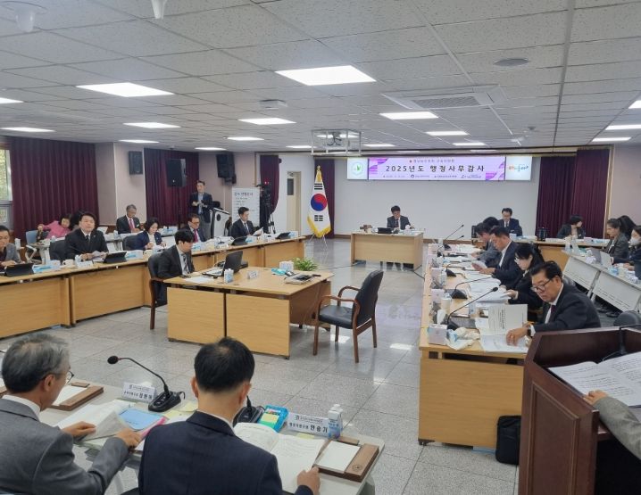 경남도 교육위, 도교육청 행정사무감사 착수