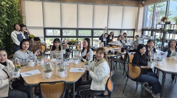 제19회 거제섬꽃축제 글로벌 관람객 체험 프로그램 성황리에 종료