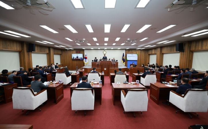 제305회 정례회 1차 본회의