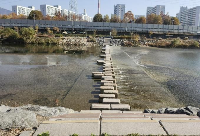 중랑천 징검다리 개선공사 완료 사진