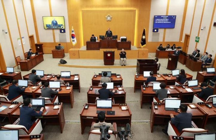 충주시의회 ‘시민이 체감하는’ 충주시의회 행정사무감사 실시