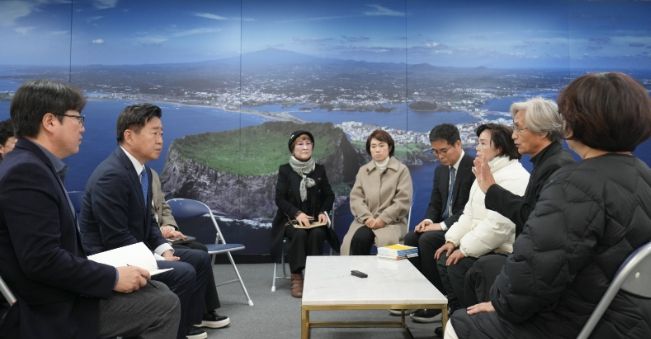 제주도민연대(대표 이향) 등 단체와 면담