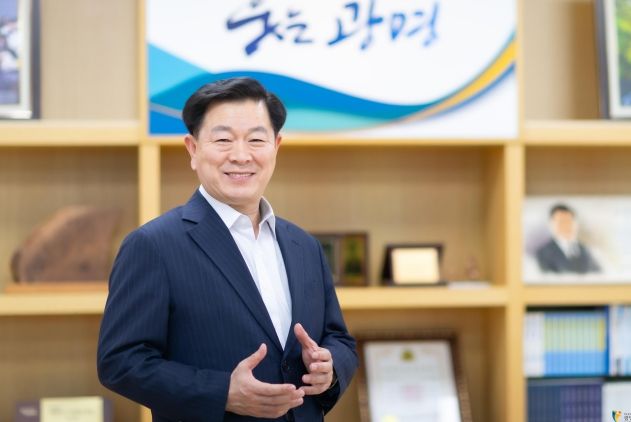 존경하는 광명시민 여러분,