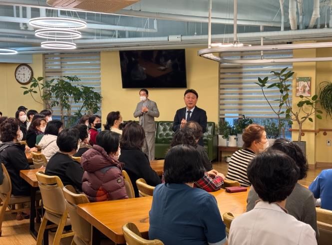 군산시, 사회복지생활시설 위문품 전달