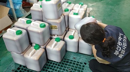 소스류 등 식자재 창고 점검 현장