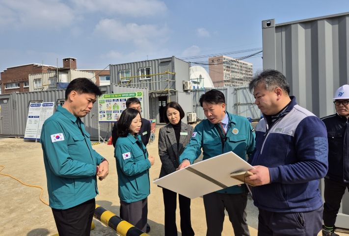해빙기 시설안전점검 사진(대전선화초 시설점검 및 협의)