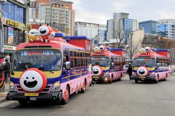 마포 주요 관광지와 11대 상권을 누비는 마포순환열차버스