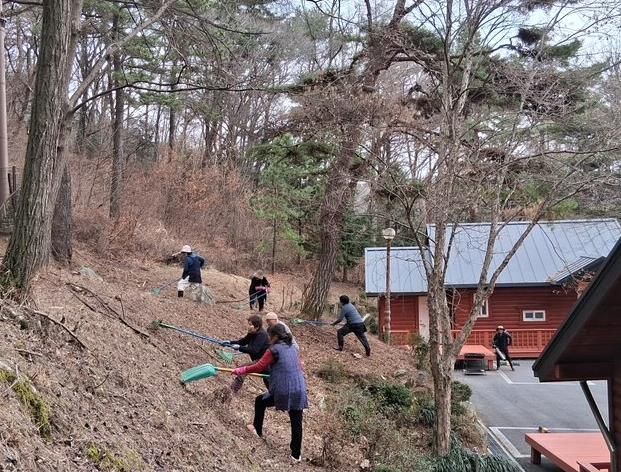 봉수산자연휴양림 환경정비 모습