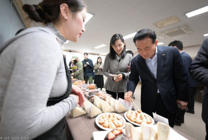 딸기 디저트 개발 성과공유회