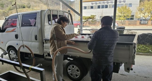 영동군, 유용미생물 600톤 공급 ‘영농 준비 완료’... 품질향상, 환경보호, 비용절감까지 효자 노릇 톡톡