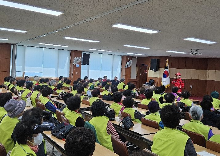 김천시 노인대학원생 대상 산불 예방 교육 실시