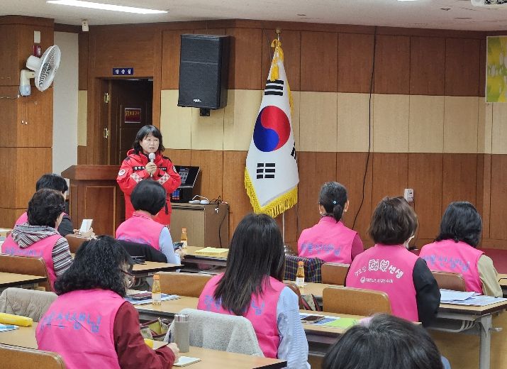 행복선생님들과 함께하는 산불 예방 홍보활동 전개