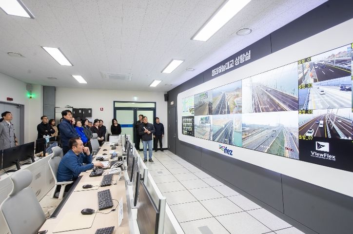 강범석 서구청장, 개장 앞둔 ‘청라하늘대교 관광시설’ 현장방문... “랜드마크 도약 위해 인천시와 적극 협력할 것”